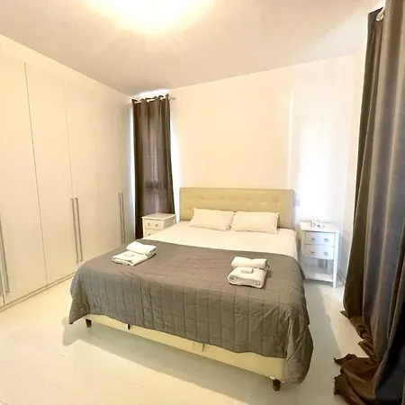 Apartment Platform 357 Kedron Near Aretaeio Hospital Nicosia